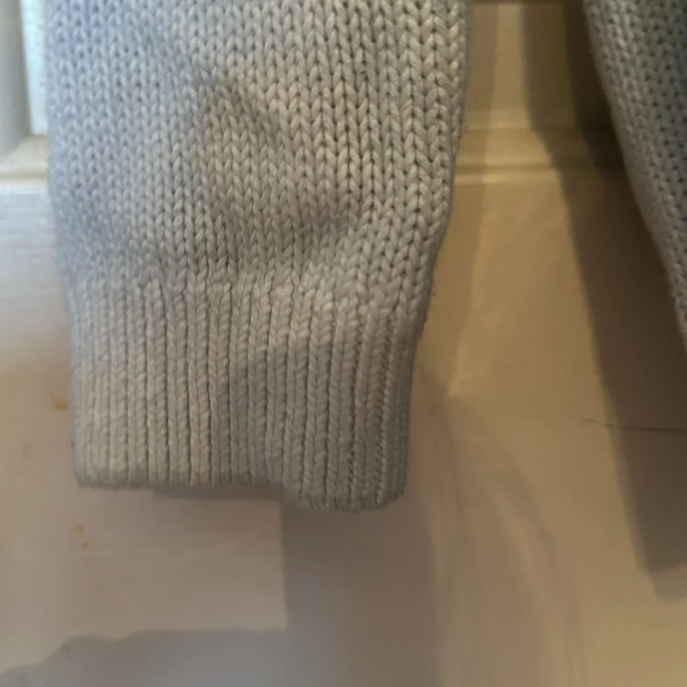 Women’s forever 21 sweater with long sleeve size small - Picture 3 of 4